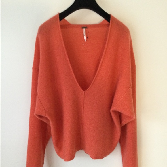 NEW FREE PEOPLE Sz M SOLITAIRE CASHMERE V NECK PULLOVER SWEATER CORAL - Picture 3 of 7